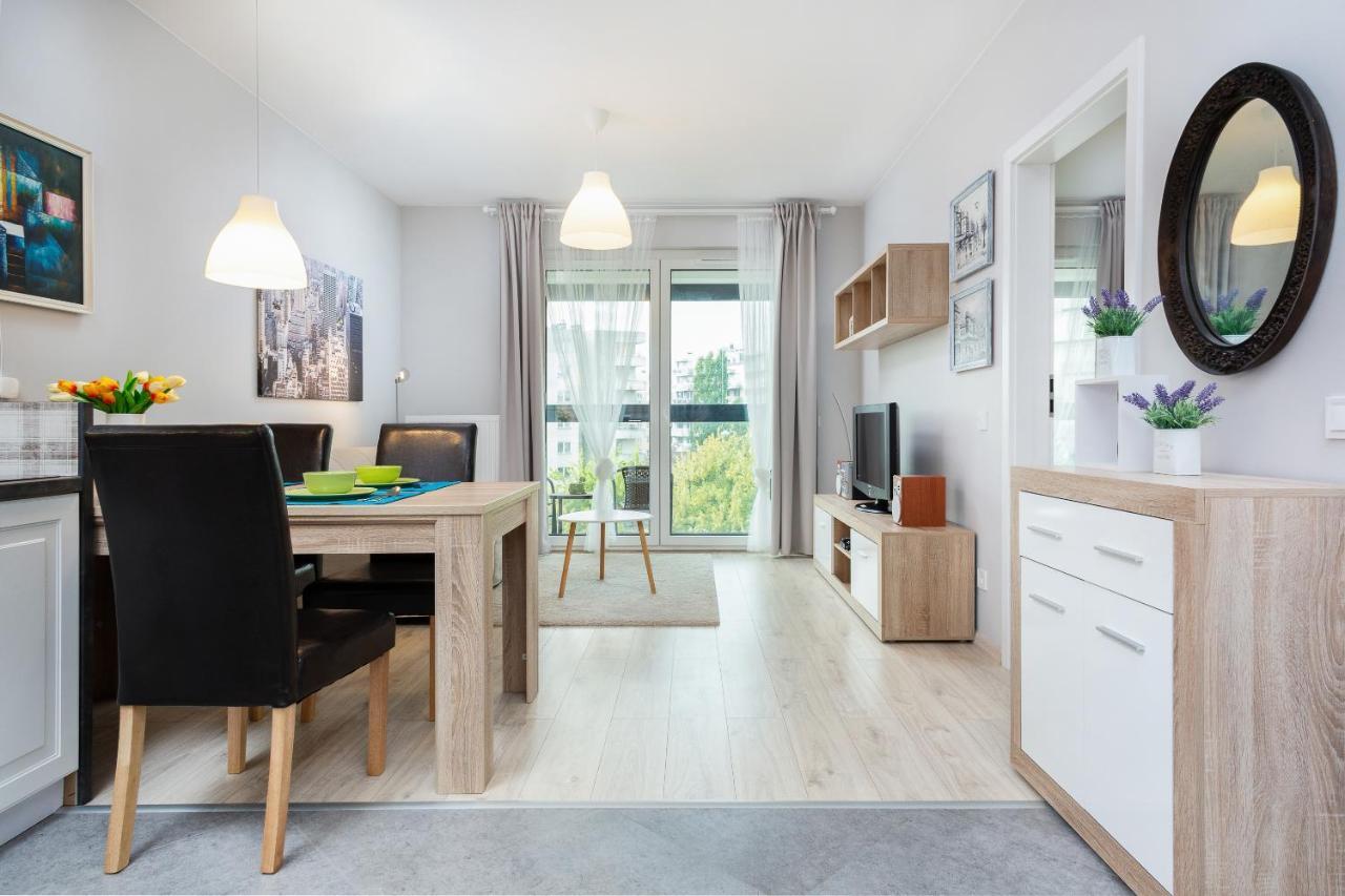 Obozowa By Renters